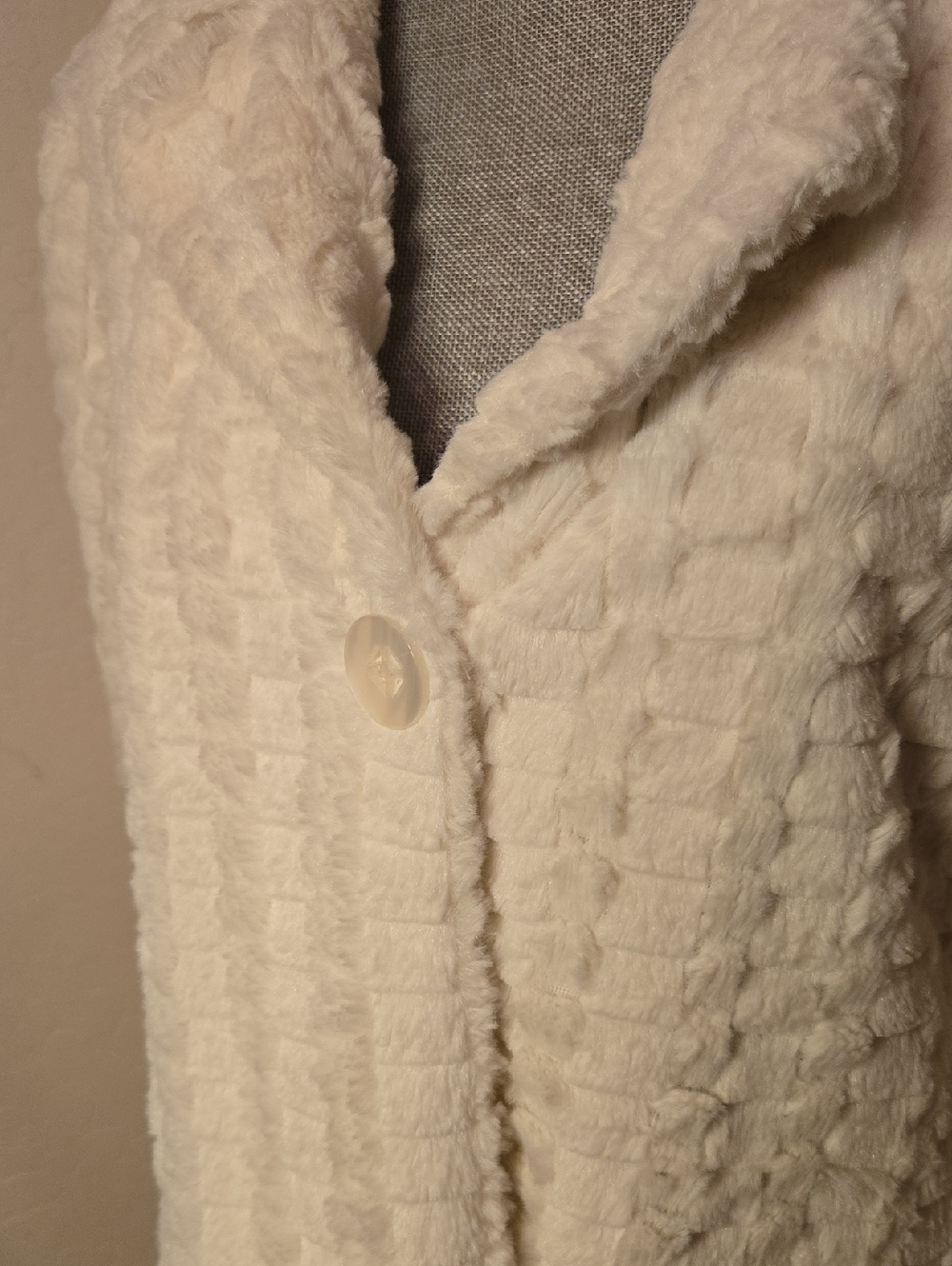 Multiples Faux Fur Jacket - Picture 5 of 12